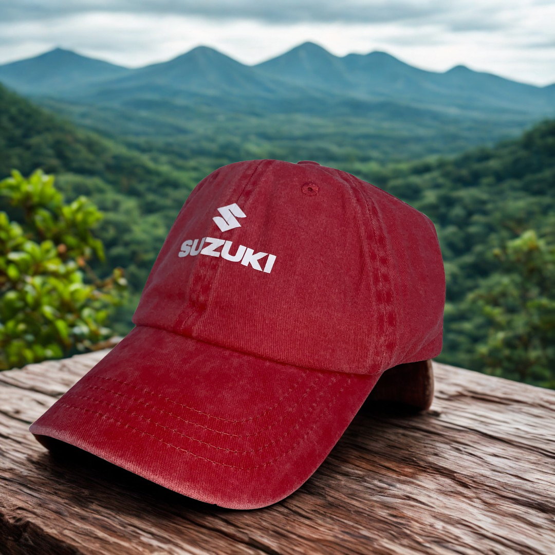 Gorra Suzuki | Diseño Deportivo con Logo Impreso | Ajustable para Hombre